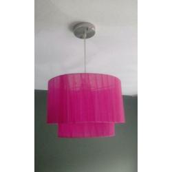 Te koop 2x hanglamp afmeting br. x h. 30 cm x 20 cm