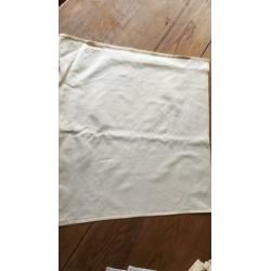 Nieuwe Damast servetten 24 stuks Roos per stuk € 1,00