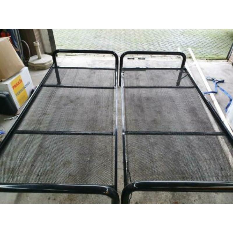 Onderschuifbed met matrassen 2 X 90 X 200