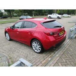 Mazda 3 2.0 GT-M LEER+ELEKTRISCH STOELEN / CLIMA / ENZ...