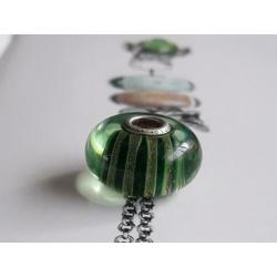 Stralende zonnestralen. kraal Van Trollbeads