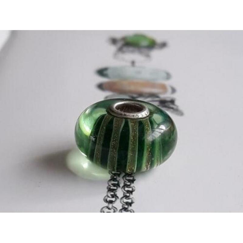 Stralende zonnestralen. kraal Van Trollbeads