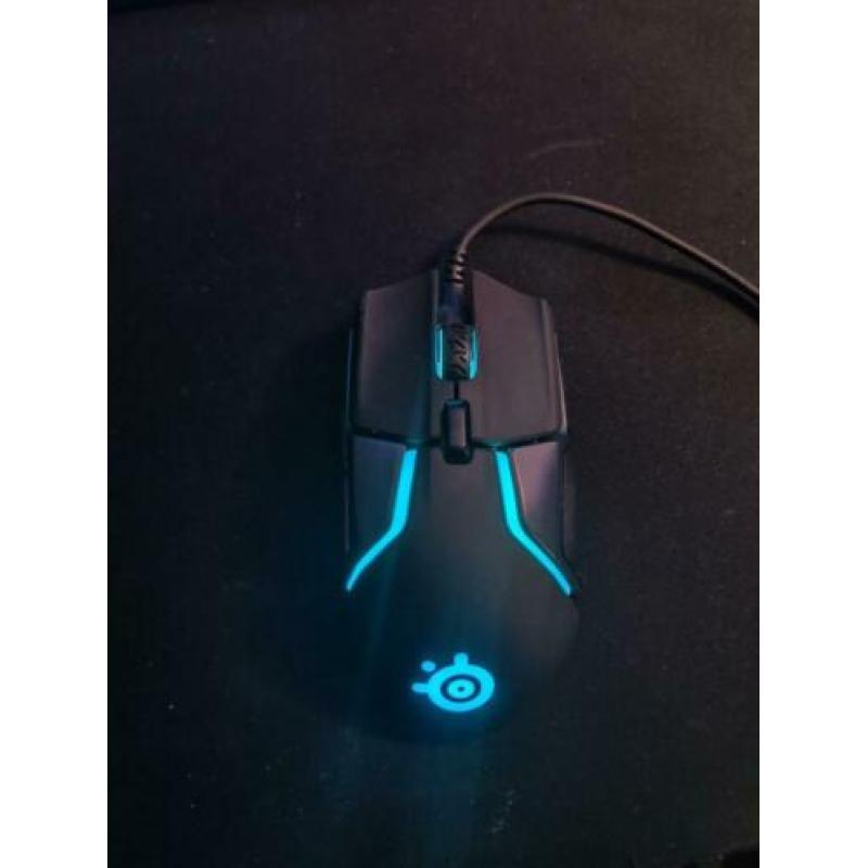 Rival 600 Gaming muis