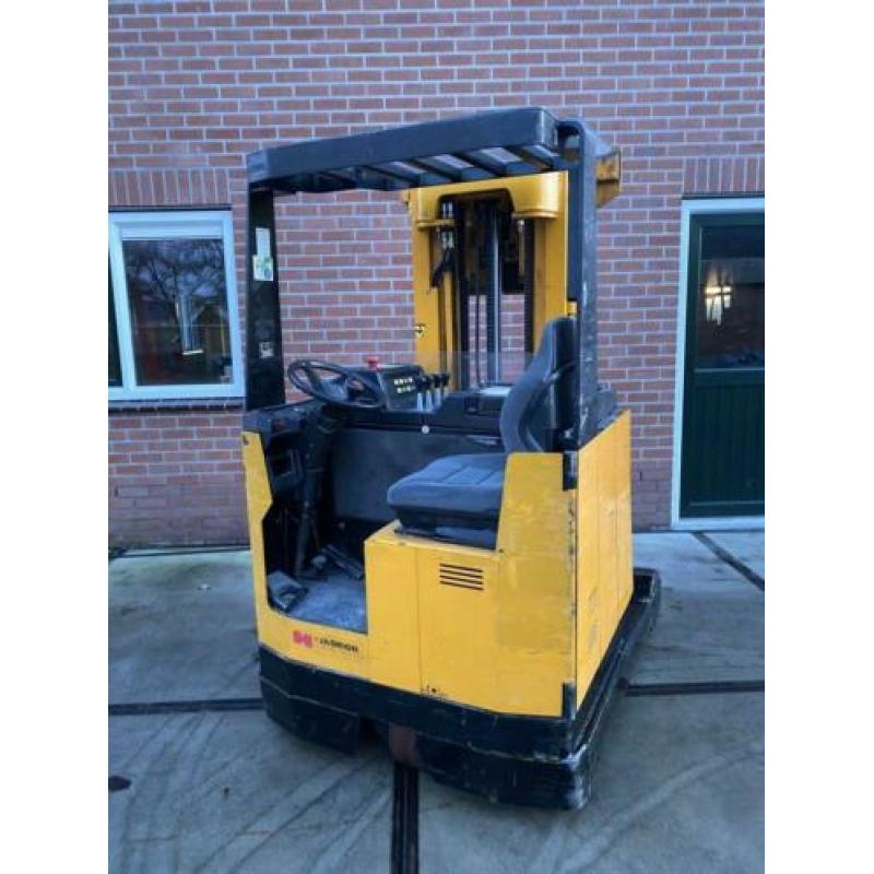 Jungheinrich 1,4 ton reachtruck schubmaststapler