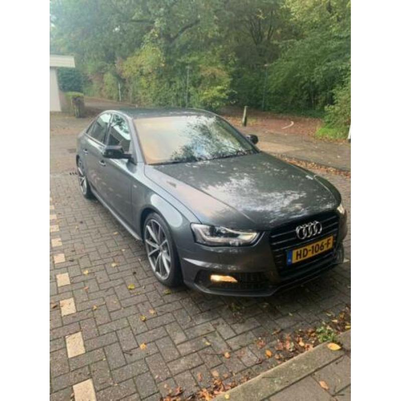 Audi A4 1.8 Tfsi 125KW Multitronic 2015 Grijs S-line