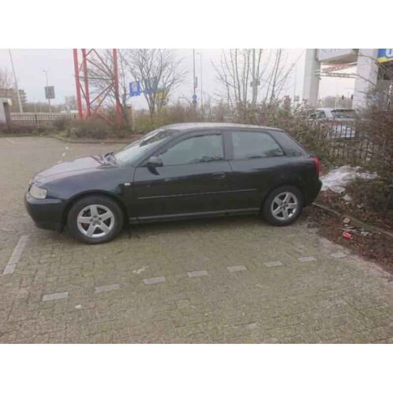 Audi A3 1.6 75KW 3D 2002 Zwart