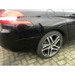 Peugeot 308 1,6HDI SW Navi/18inch/Panoramadak/2015