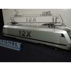 013=Marklin 34381 BR 12X DELTA digitale E loc van de AEG.