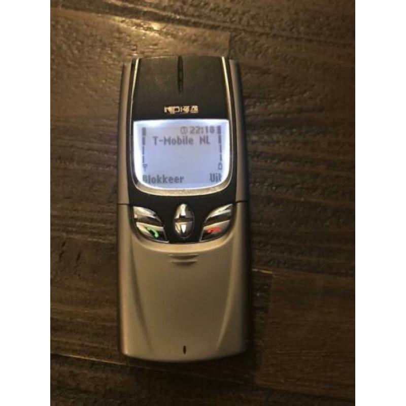 Nokia 8850
