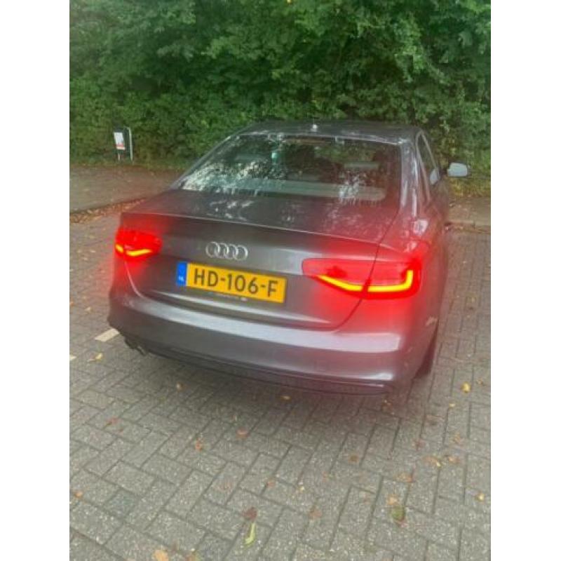 Audi A4 1.8 Tfsi 125KW Multitronic 2015 Grijs S-line