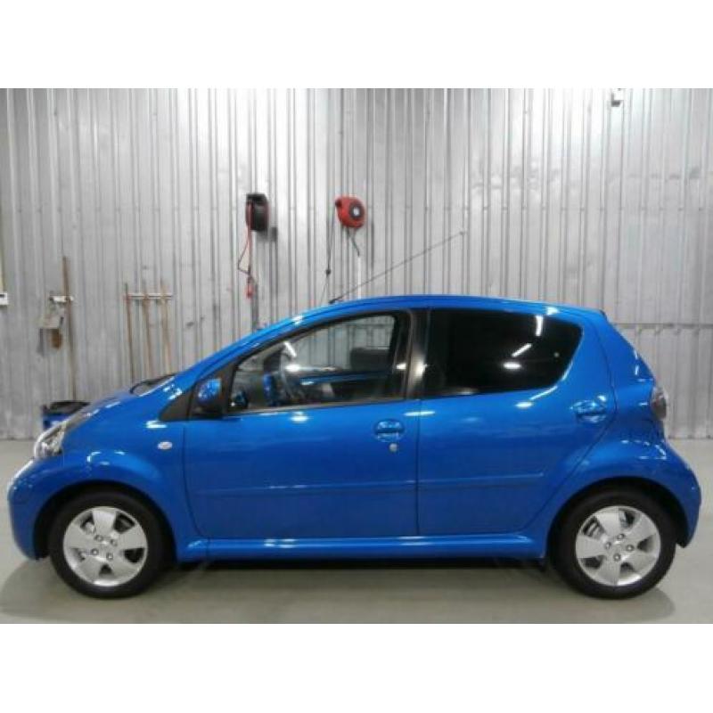 Toyota AYGO Dynamic Cool *1e EIG*5 DRS*AIRCO*14" LMV*