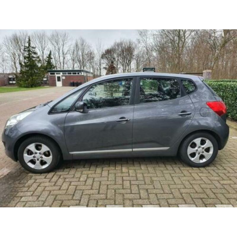 Kia Venga x - ecutive 1.4 km stand 138.00 met panoramadak