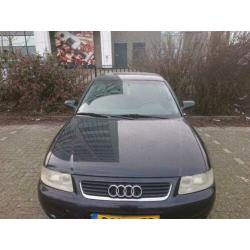 Audi A3 1.6 75KW 3D 2002 Zwart