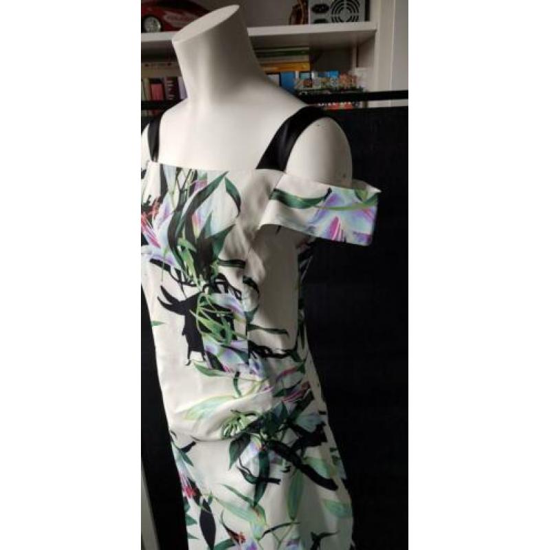 Karen Millen off shoulder jurk mt 40, 1x gedragen??????