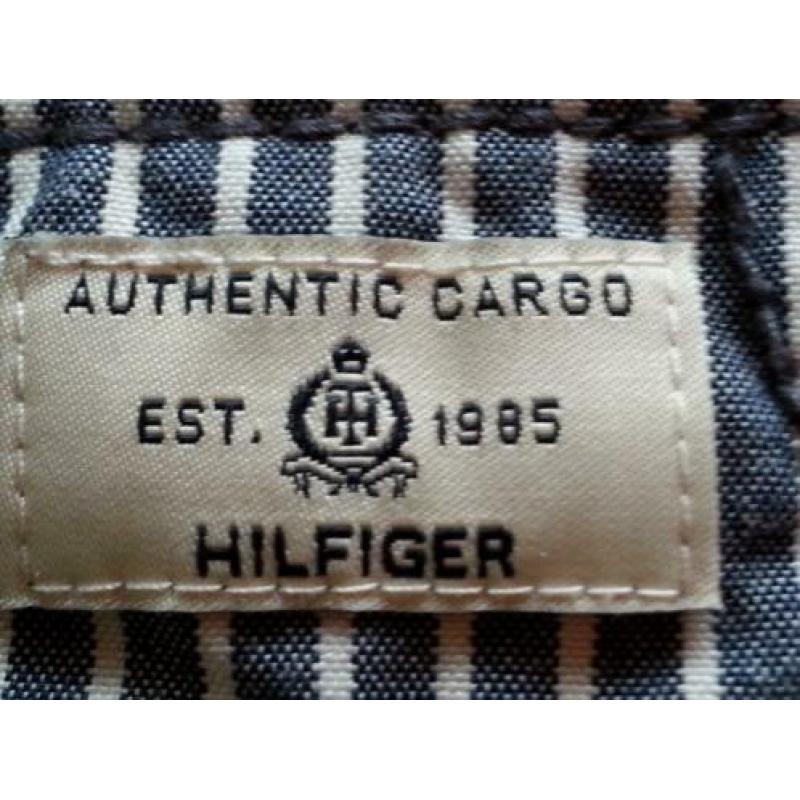 Nieuw Tommy Hilfiger Korte broek met blauwe kleur maat 36
