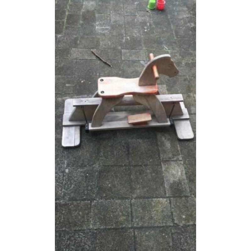 Houten hobbel schommel paard