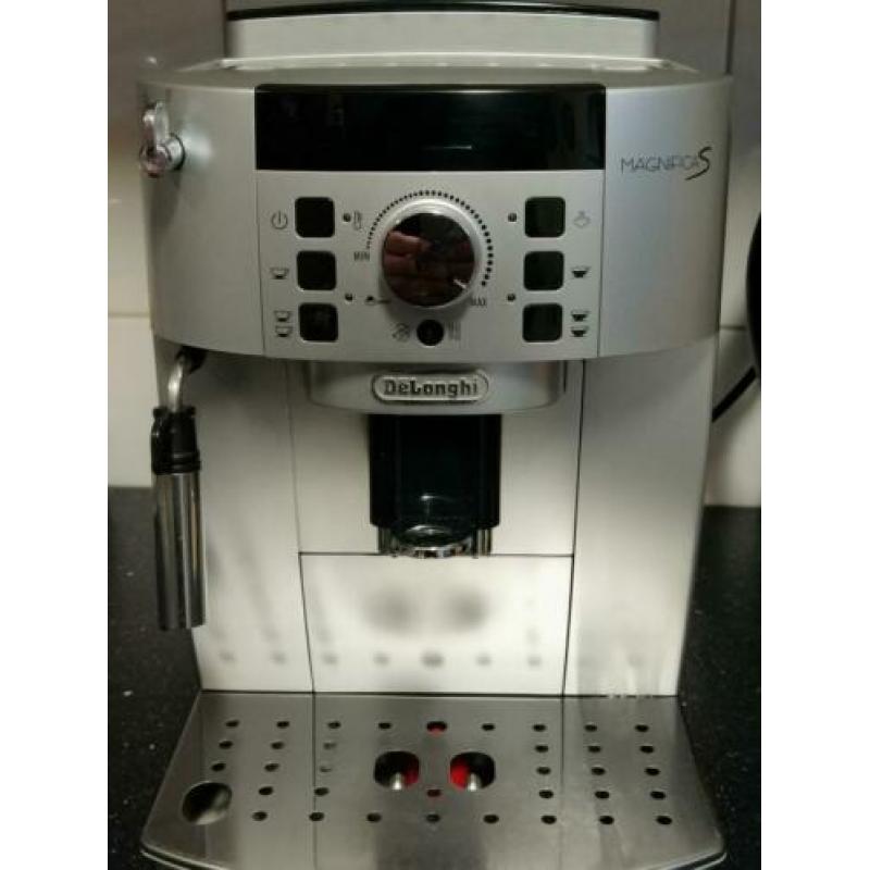 DeLonghi magnifica S
