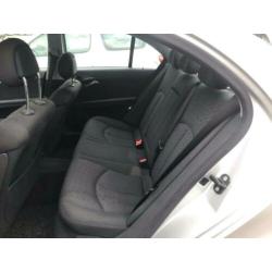 Mercedes-Benz E-klasse 200 CDI Classic 383.DKM ECC NAVI PDC