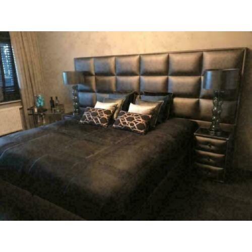 Luxe Boxspring Compleet nachtkastjes matras topping bed