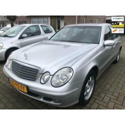 Mercedes-Benz E-klasse 200 CDI Classic 383.DKM ECC NAVI PDC