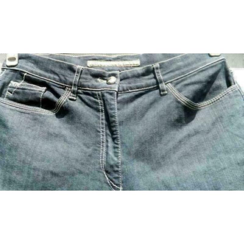 ZERRES JEANS stretch spijkerjeans met studs mt 38