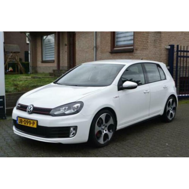 Volkswagen Golf 2.0 GTI Performance 5 Deurs Airco Navi Xenon