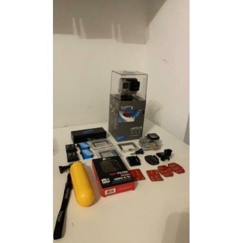 GoPro hero 4 Silver incl. roodfilter accu’s en accessoires