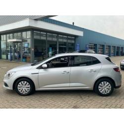 Renault Mégane MÃGANE TCE 100PK LIFE comfort AI € 10.850,00