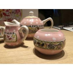 Pop en beer kinderservies
