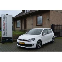Volkswagen Golf 2.0 GTI Performance 5 Deurs Airco Navi Xenon