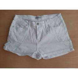 Korte bruine broek suede achtig maat m