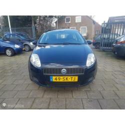 Fiat Punto 1.2 Classic Lusso/apk en beurtje bij aflevering