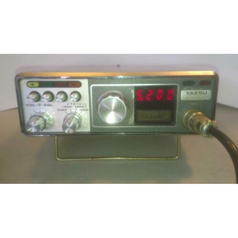 Yaesu FT - 227R Memorizer Mobile VHF FM Transceiver Vintage