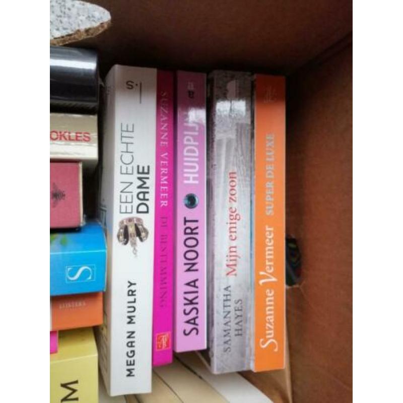 38 boeken een doos vol!