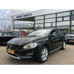 Volvo V60 Cross Country 2.0 D4 190 pk Automaat 8 Momentum Na