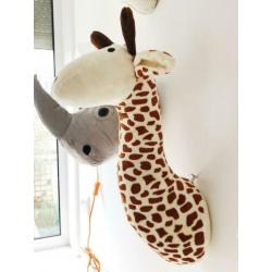 Nieuw! Pluche dierenkop giraffe. Wanddecoratie. Kinderkamer