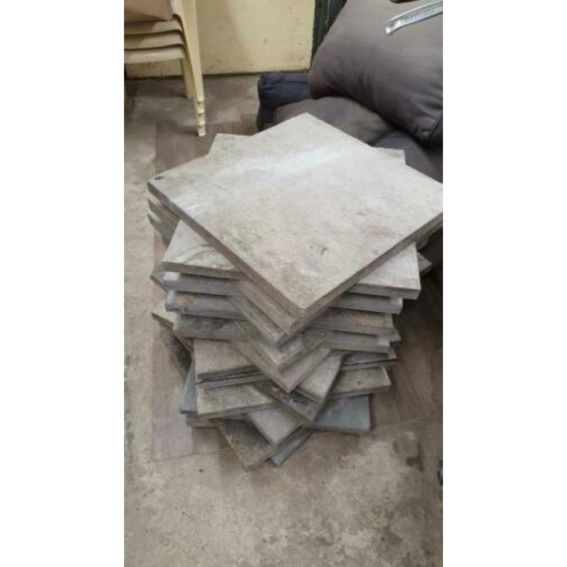 tegels 50x50 en 80x80