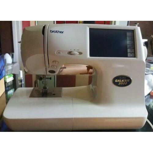 Brother super galaxie 2000 Naai-borduurmachine