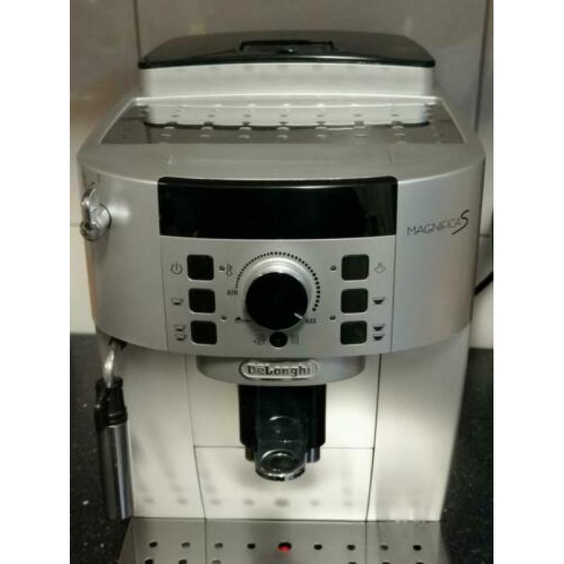 DeLonghi magnifica S