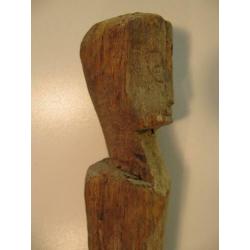 Primitief EWE dorpspaaltje , Afrikaanse etnische kunst ±1925