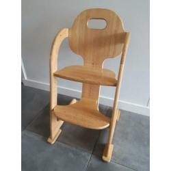 Tiamo wood collection meegroei stoel