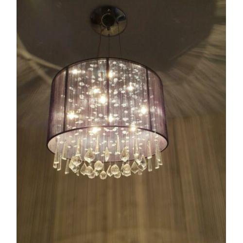 Lamp met glaskristallen
