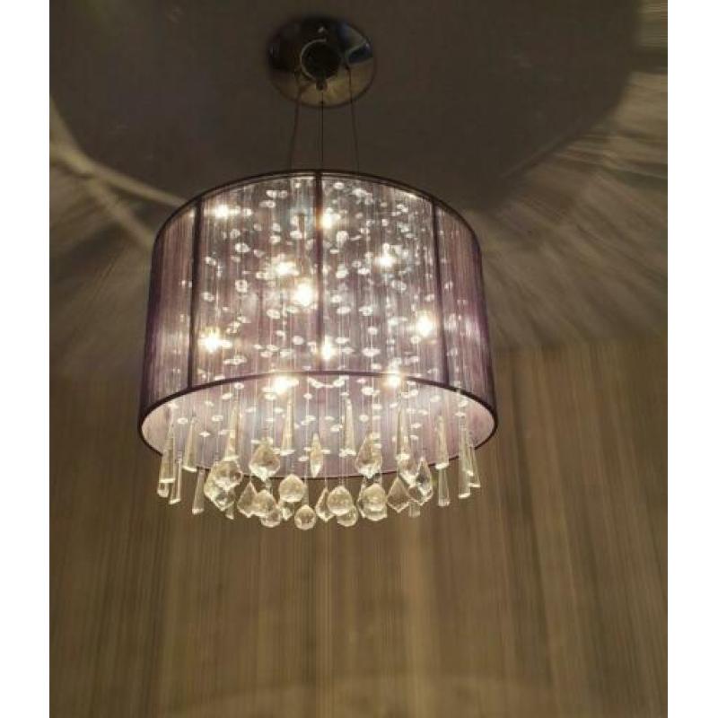 Lamp met glaskristallen