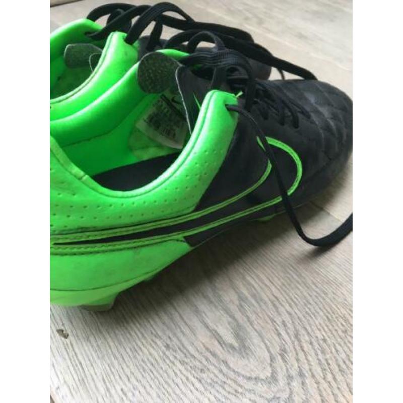Nike voetbalschoenen maat 40.5