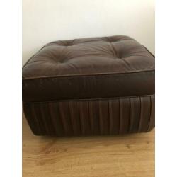Poef Chesterfield
