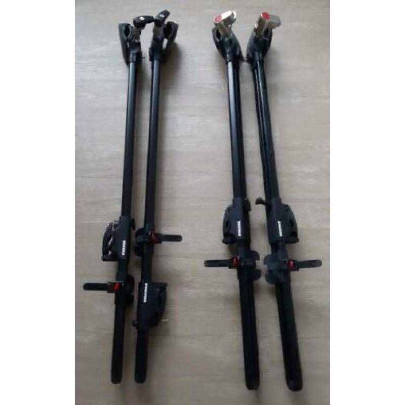 4 YAKIMA universele fietsdragers met vorkklem voor dakdrager