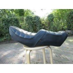 Suzuki GS 650 GL Bouwjaar 1988 Zitting Zadel 2 persoons
