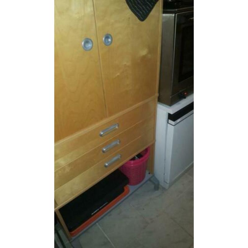 Complete inboedel inclusief bankstel koelkast tafel dro