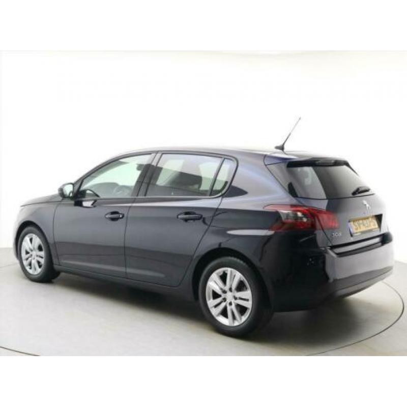 Peugeot 308 1.2 PureTech 110pk Executive | pano.dak
