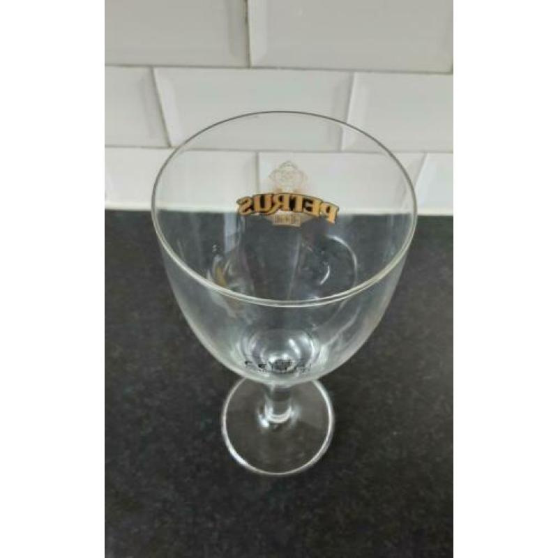 Petrus glas